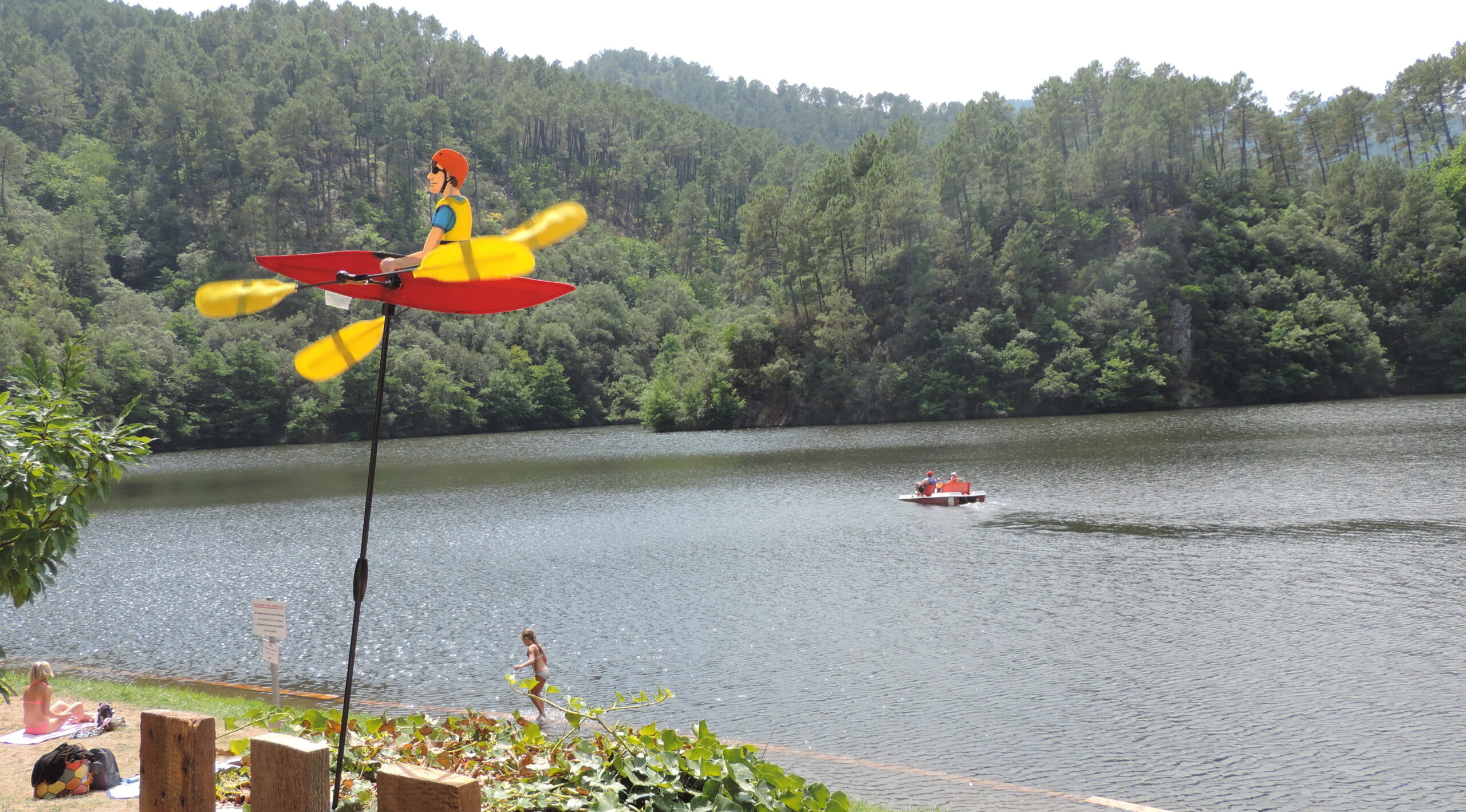 Le Lac des Camboux, la base nautique